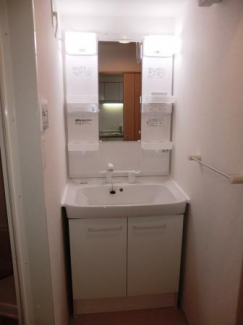 洗面設備　ルナ門真南II