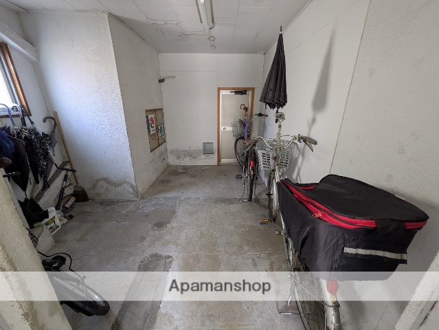 ロビー　エントランス