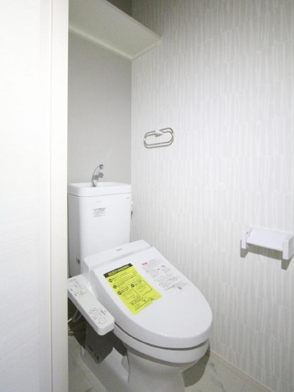 トイレ　同タイプ・参考写真