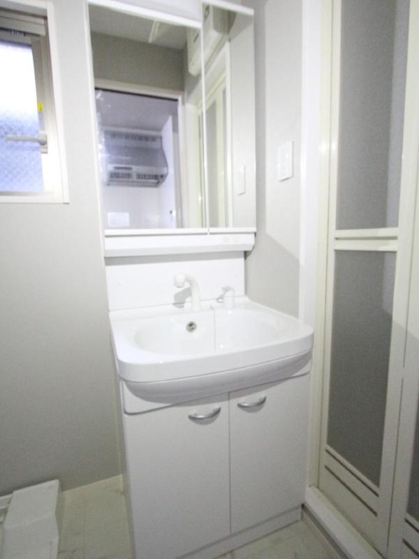 洗面設備　同タイプ・参考写真