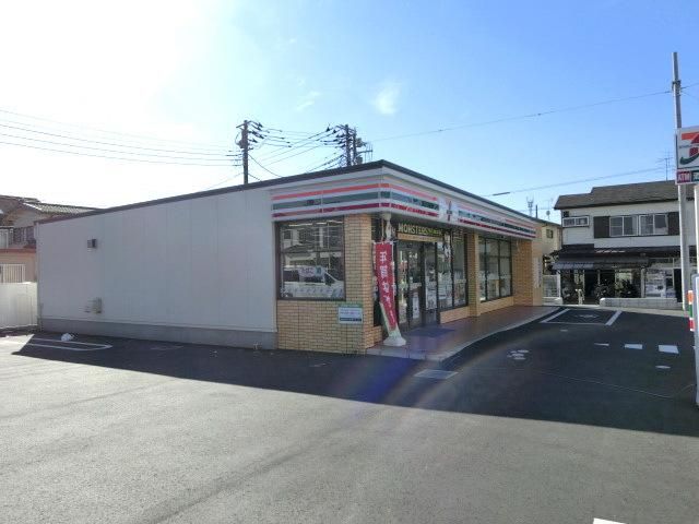 コンビニ　セブンイレブン（コンビニ）まで230m