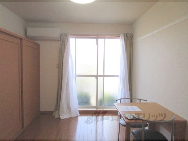 居室・リビング　洋室