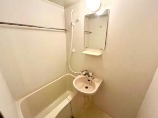 バス・シャワールーム　設備・仕様は号室により異なる為、現状を優先いたします。