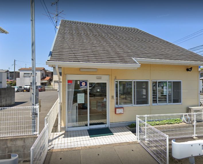 ドラックストア　有限会社アップル薬局羽島店（ドラッグストア）まで339m