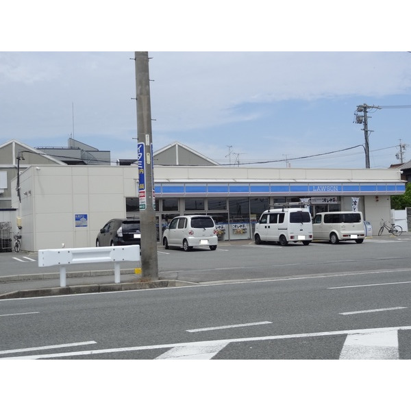 コンビニ　ローソン津上弁財町店（コンビニ）まで548m