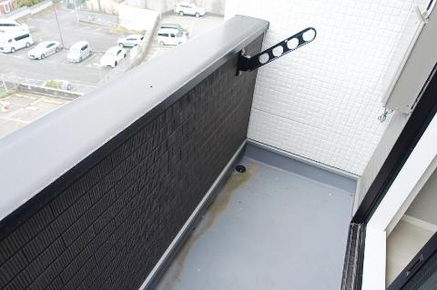 バルコニー　ベランダ