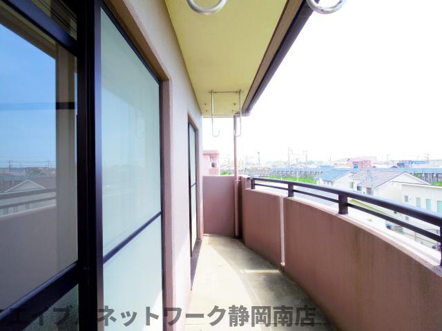 バルコニー　バルコニーがあります