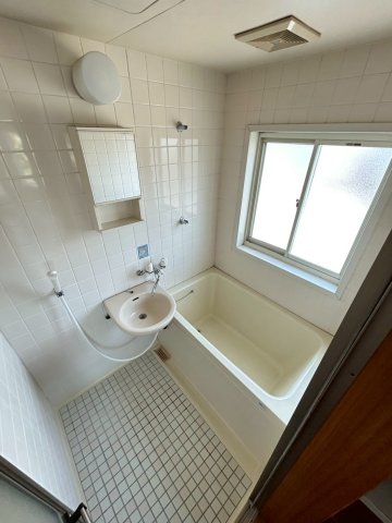 バス・シャワールーム　日々の暮らしに欠かせないお風呂です