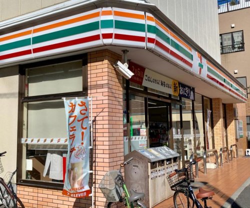 コンビニ　セブンイレブン 台東東浅草1丁目店（コンビニ）まで68m
