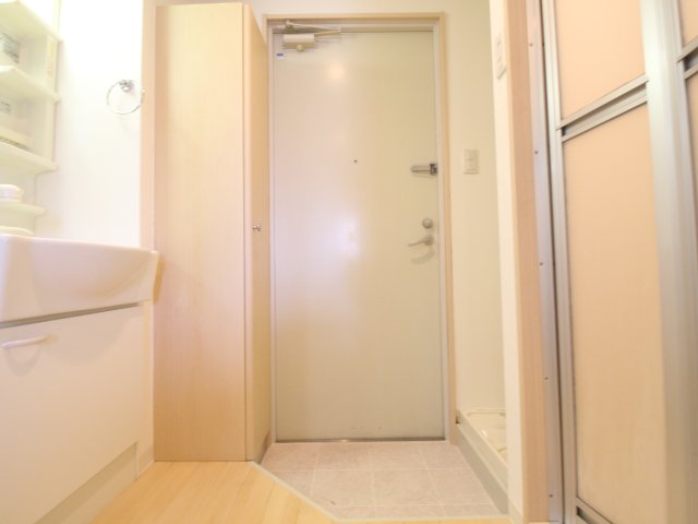 玄関　落ち着いた玄関です