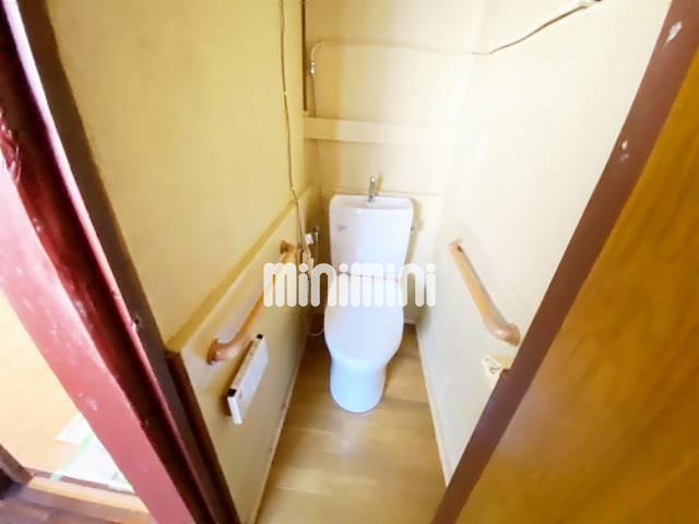 トイレ　人気の温水洗浄便座です！