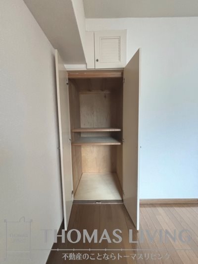 収納　写真準備中の為、別部屋写真