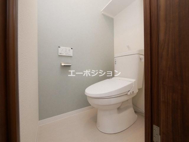 トイレ　フォーリアライズ難波シエロ