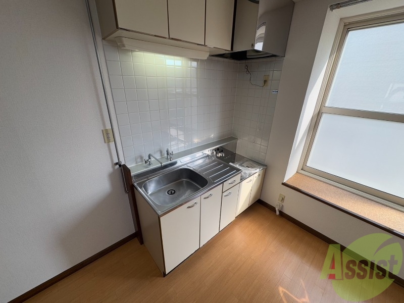 キッチン　キッチンはスペースも広々していて使いやすそうですよ！