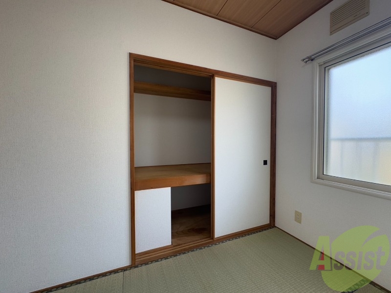 収納　こちらは収納です。物をしまう事ができますね！