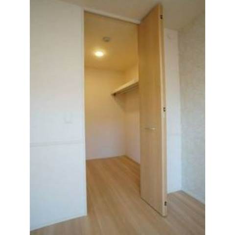 収納　※同型タイプ