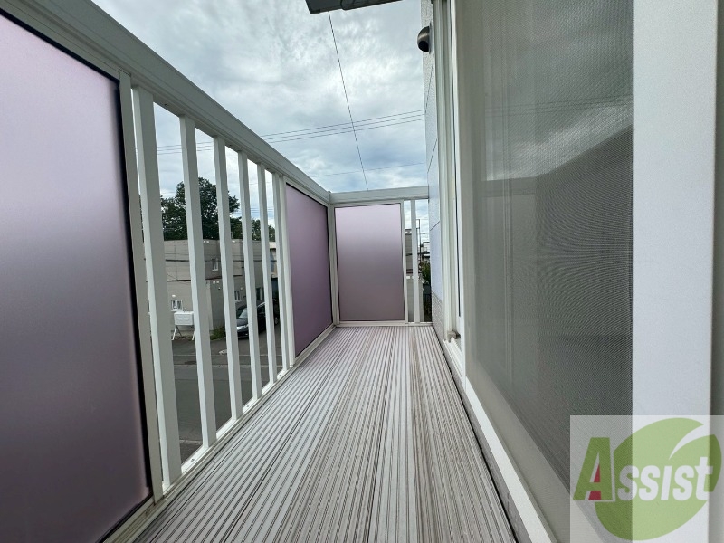 バルコニー　バルコニーが付いていますので一息ついてみてはいかがですか。