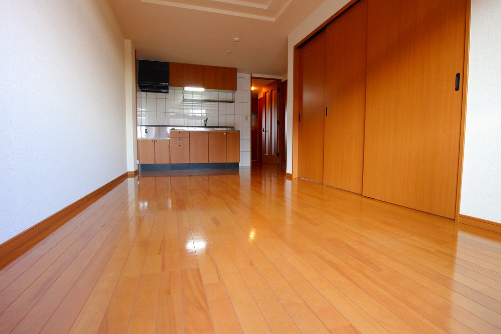 居室・リビング　※別号室参考写真