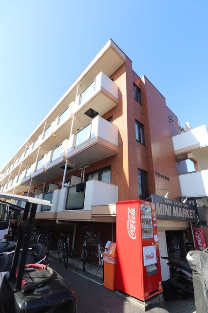 建物外観　インターネット無料☆京王永山・小田急永山駅より徒歩１０分♪