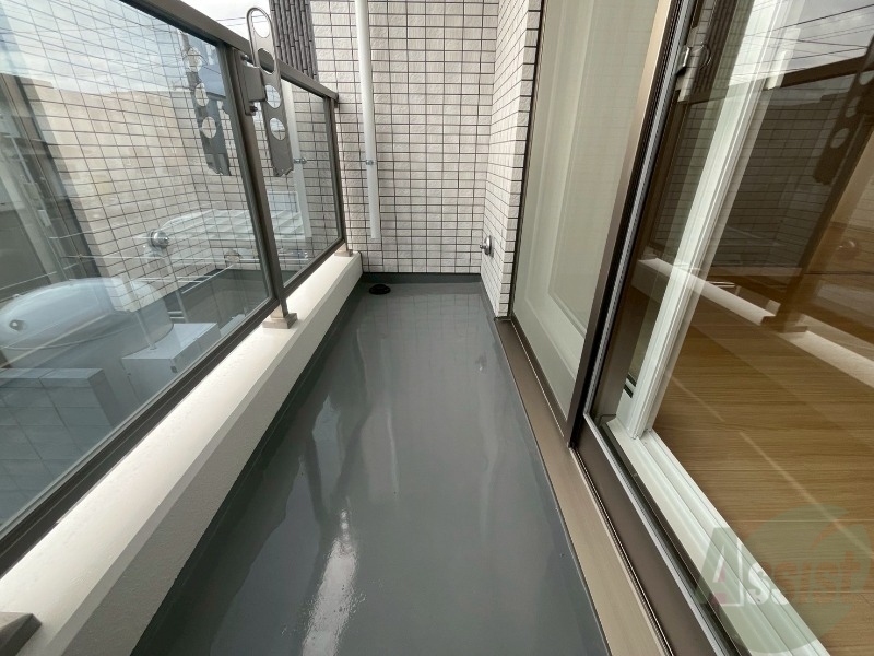 バルコニー　バルコニーが付いていますので一息ついてみてはいかがですか。