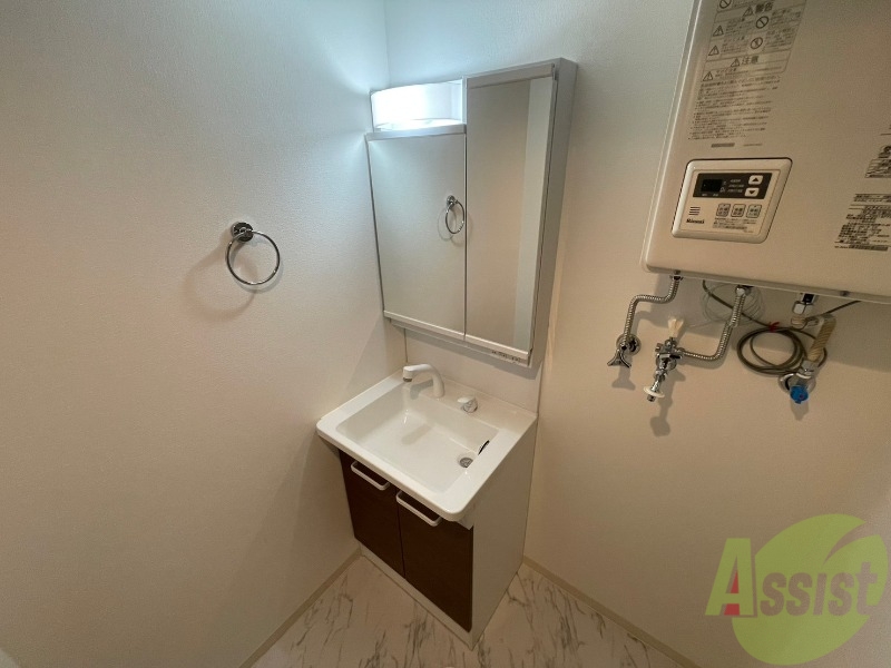 洗面設備　シャンプードレッサーで身支度もラクラクです！