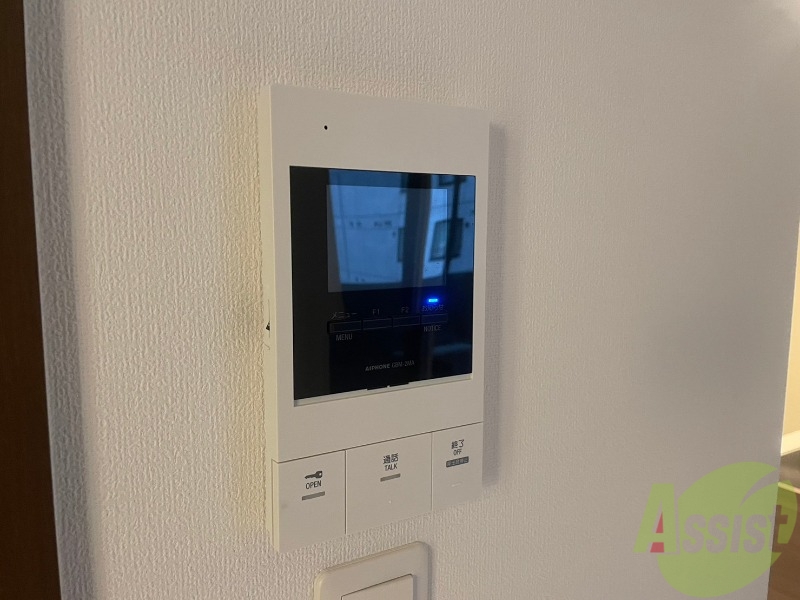 その他設備　ＴＶモニター付インターホンです。来客者の顔が見えるので安心！