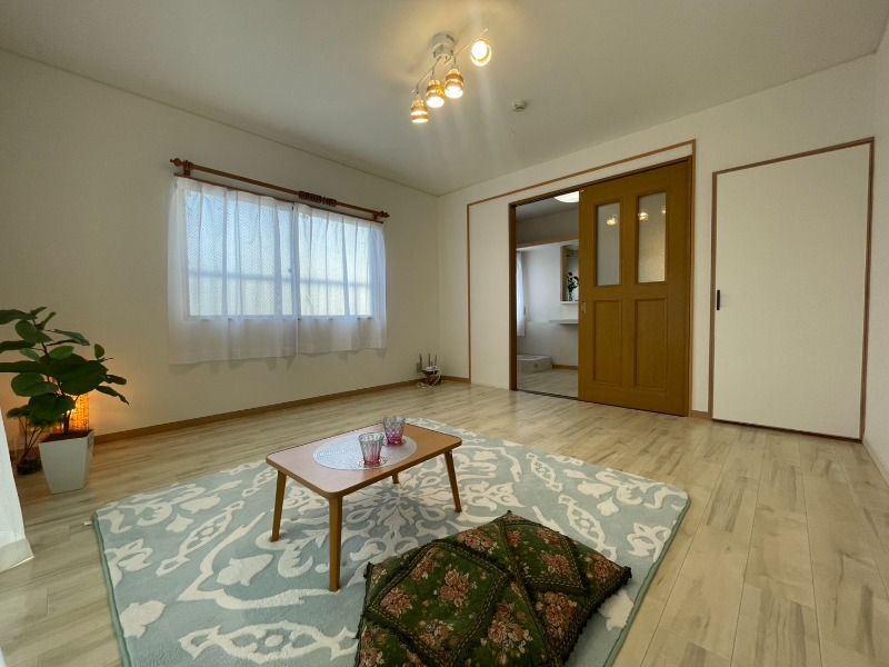 居室・リビング　掲載されている家具は設備には含まれません