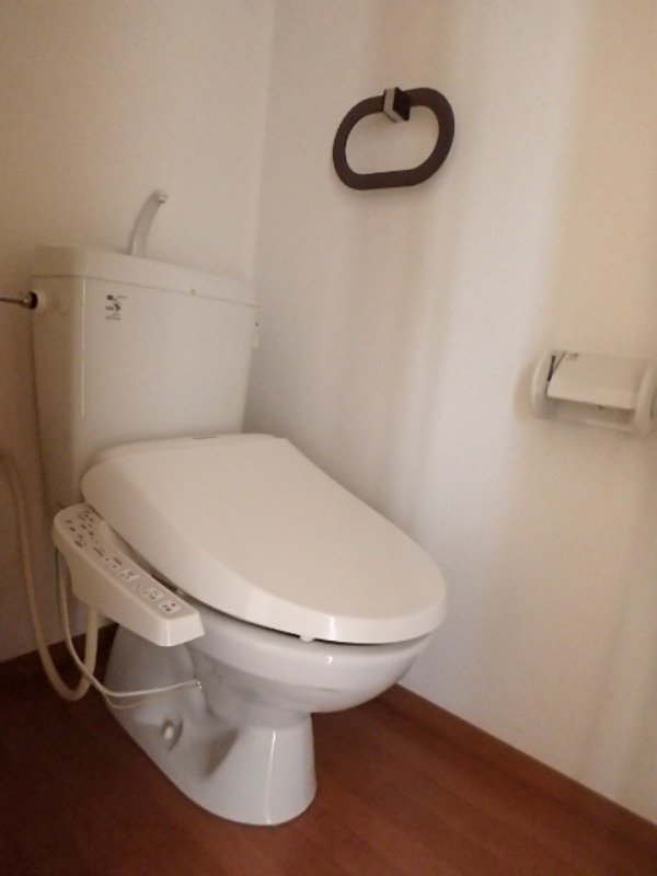 トイレ　図面と現状に相違がある場合には現状を優先