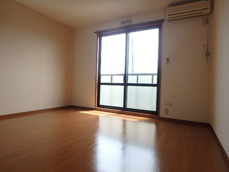 居室・リビング　図面と現状に相違がある場合には現状を優先