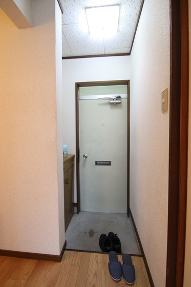 玄関　※他号室の写真です