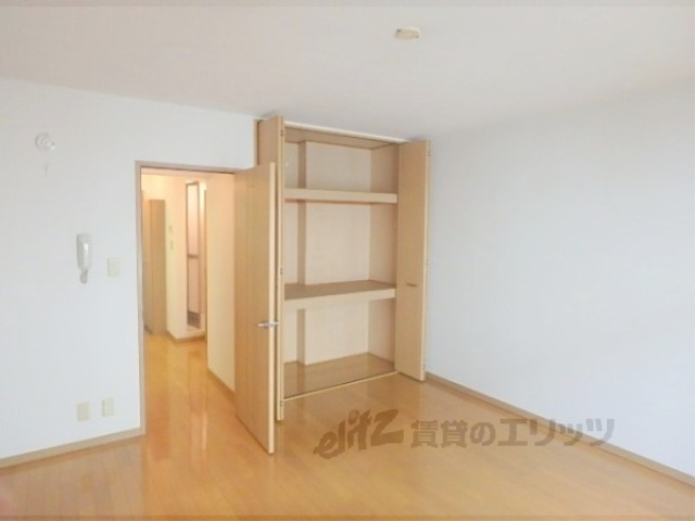 居室・リビング　洋室