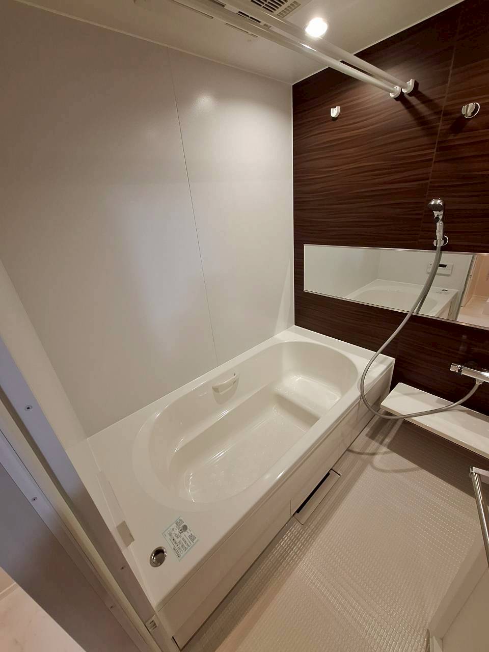 バス・シャワールーム　日々の疲れを癒すお風呂付です