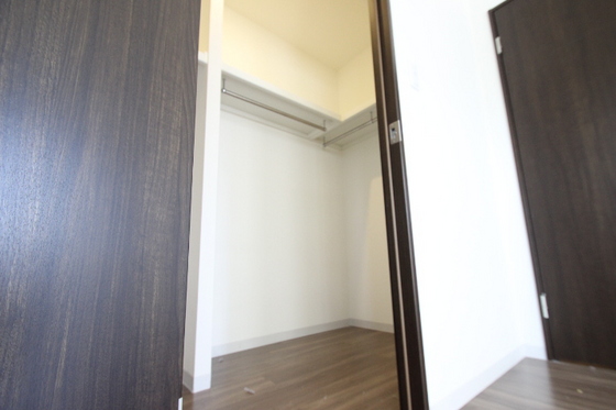 収納　※別部屋の写真です