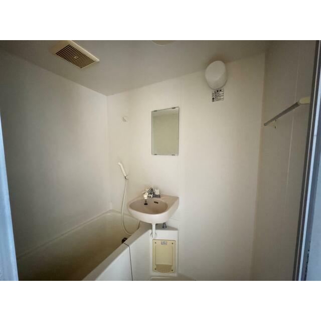 バス・シャワールーム　現況優先