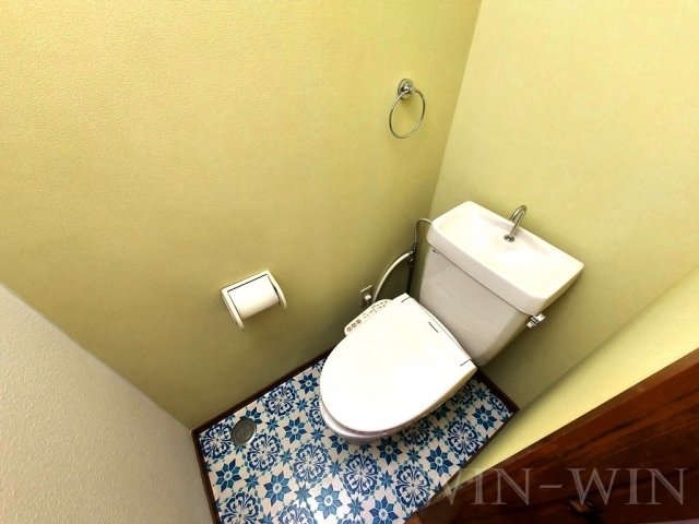 トイレ　イメージ（同建物内別部屋の写真です）