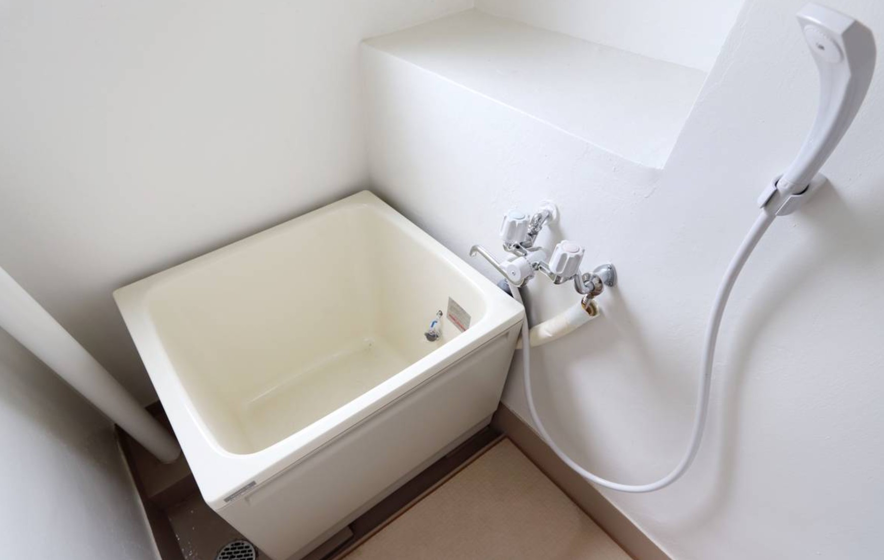 バス・シャワールーム　別部屋の写真です