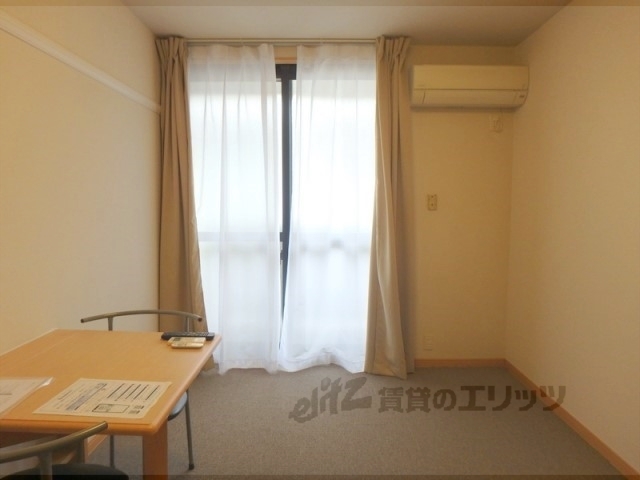 居室・リビング　洋室