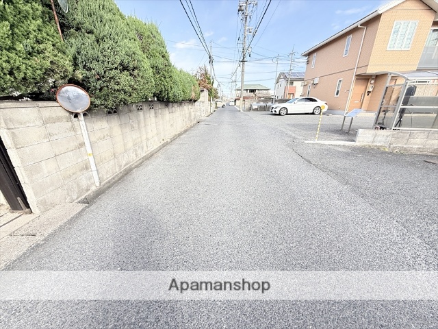 その他　前面道路（その他）まで0m