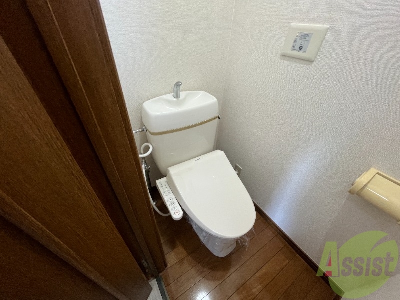 トイレ　トイレは清潔感があり安心して使用できそうです。