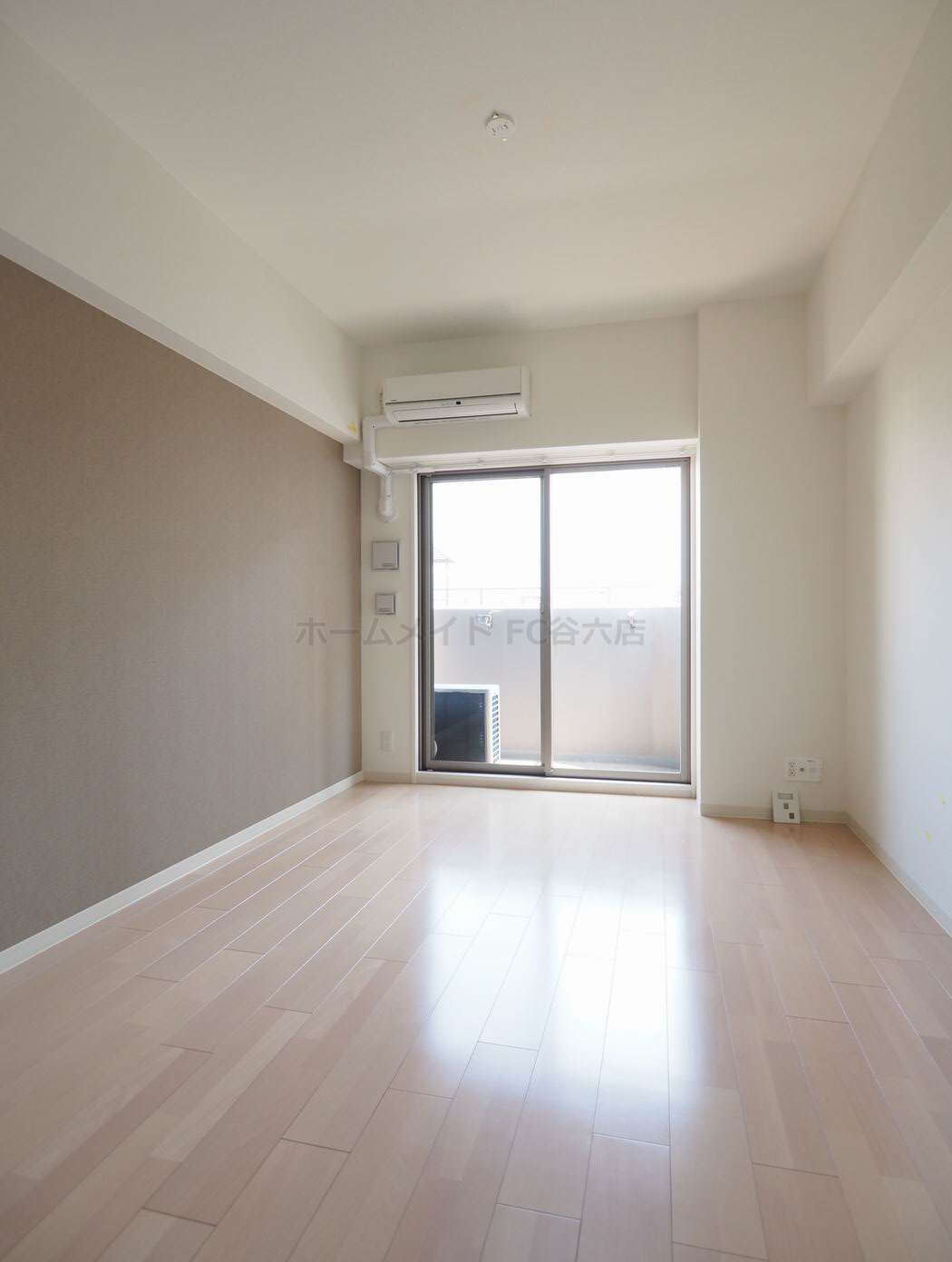 居室・リビング　ランタナ・ガーデン