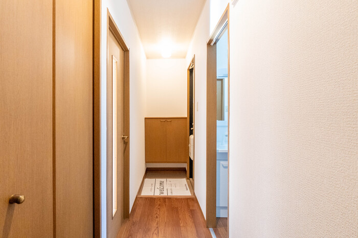 玄関　収納もある玄関です