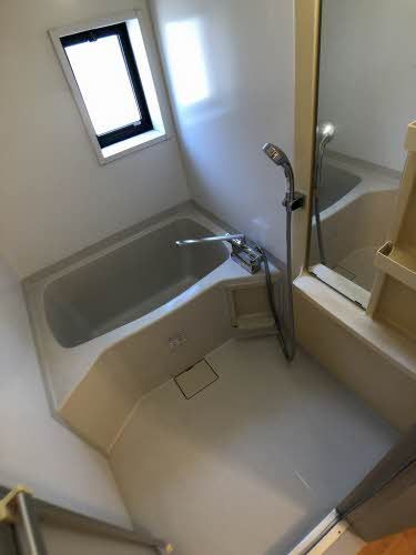 バス・シャワールーム　浴室