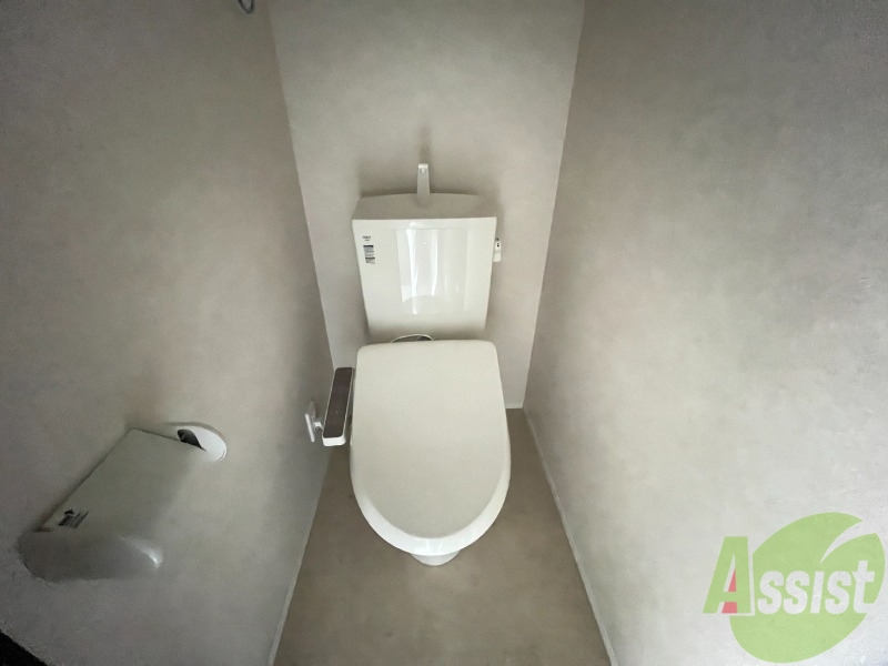 トイレ　トイレは清潔感があり安心して使用できそうです。