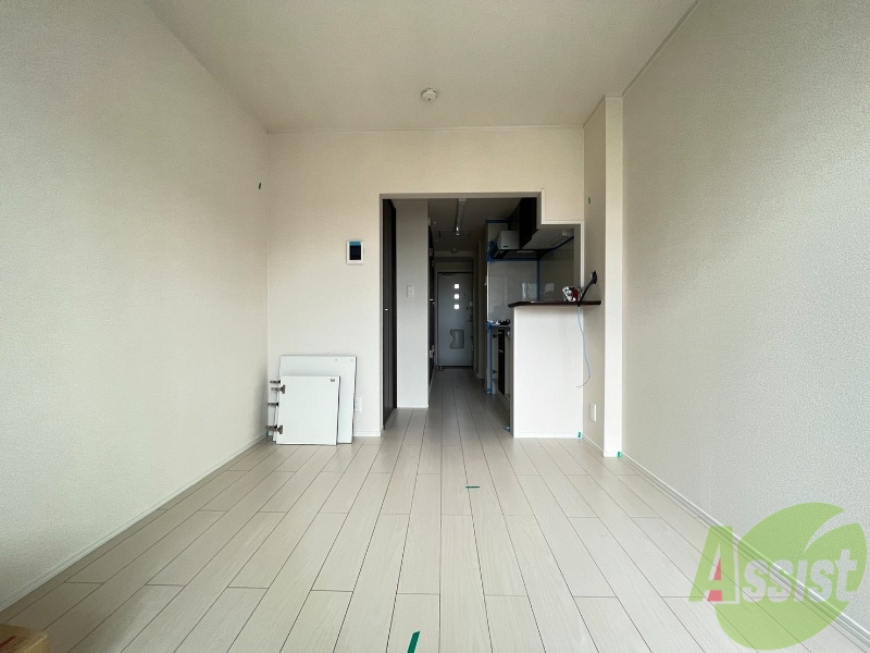 その他部屋・スペース　８．７帖の洋室があります。寝室にできそうですね。