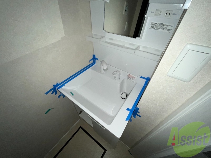 洗面設備　シャンプードレッサーなので身支度しやすそうですね。