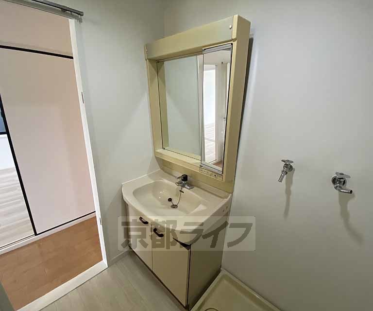 洗面設備　独立洗面台