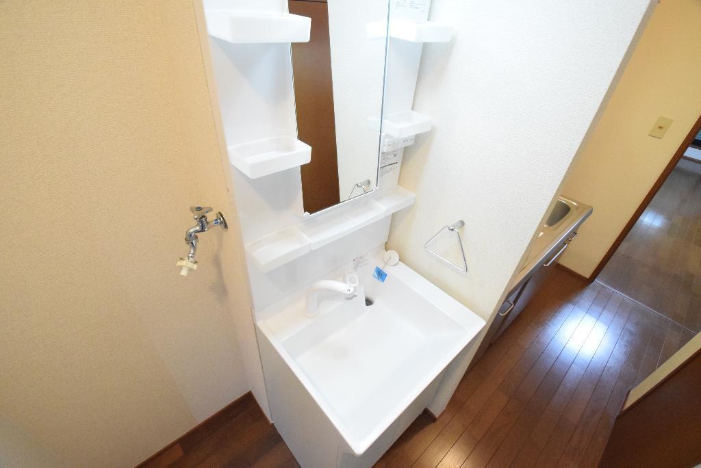 洗面設備　洗髪洗面化粧台