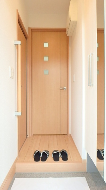 玄関　図面と現状に相違がある場合には現状を優先