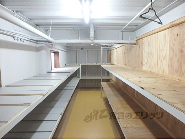 収納　２階部分