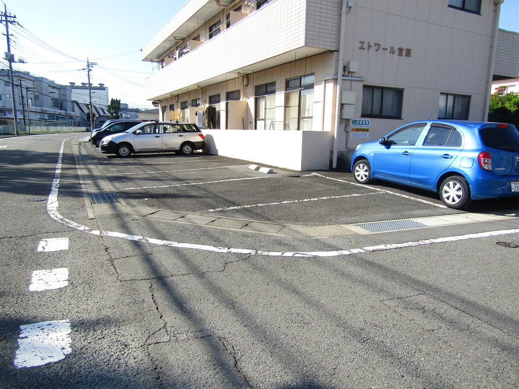 駐車場　２台目あり